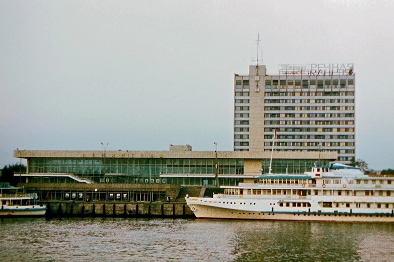 старый речной вокзал в СПБ