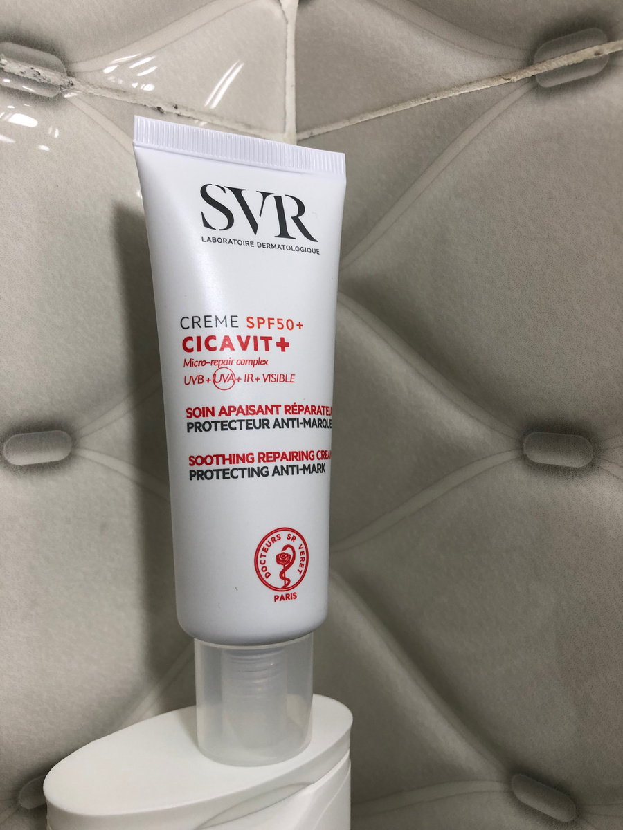 Туба 40 мл. Приятный на ощупь пластик.Все заявленные характеристики читаются хорошо.