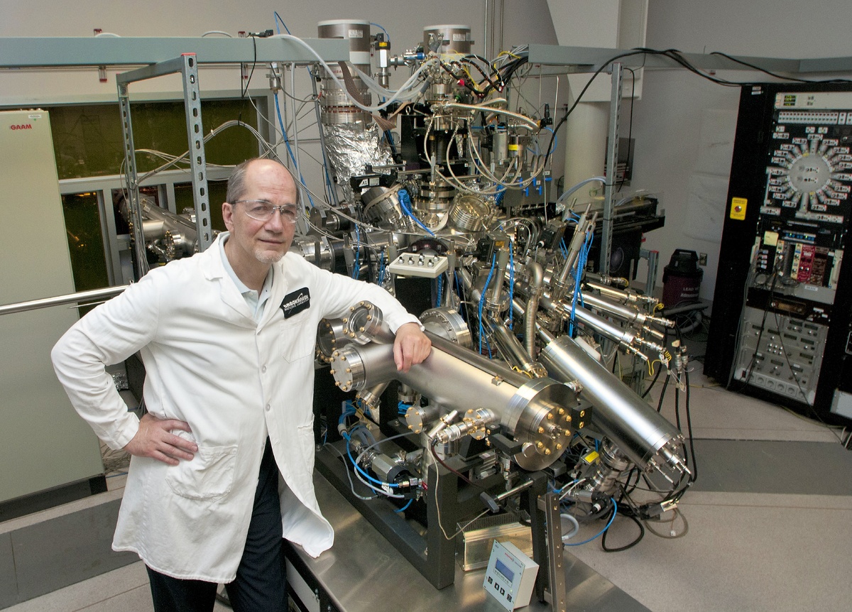    Как физиков-ядерщиков спасали от распадающейся страны