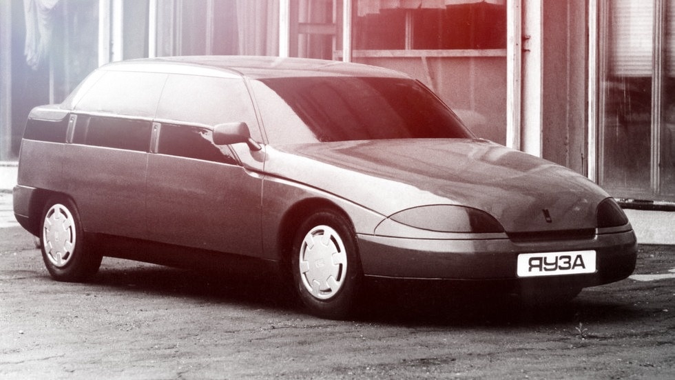 Прототип автомобиля "Яуза" 