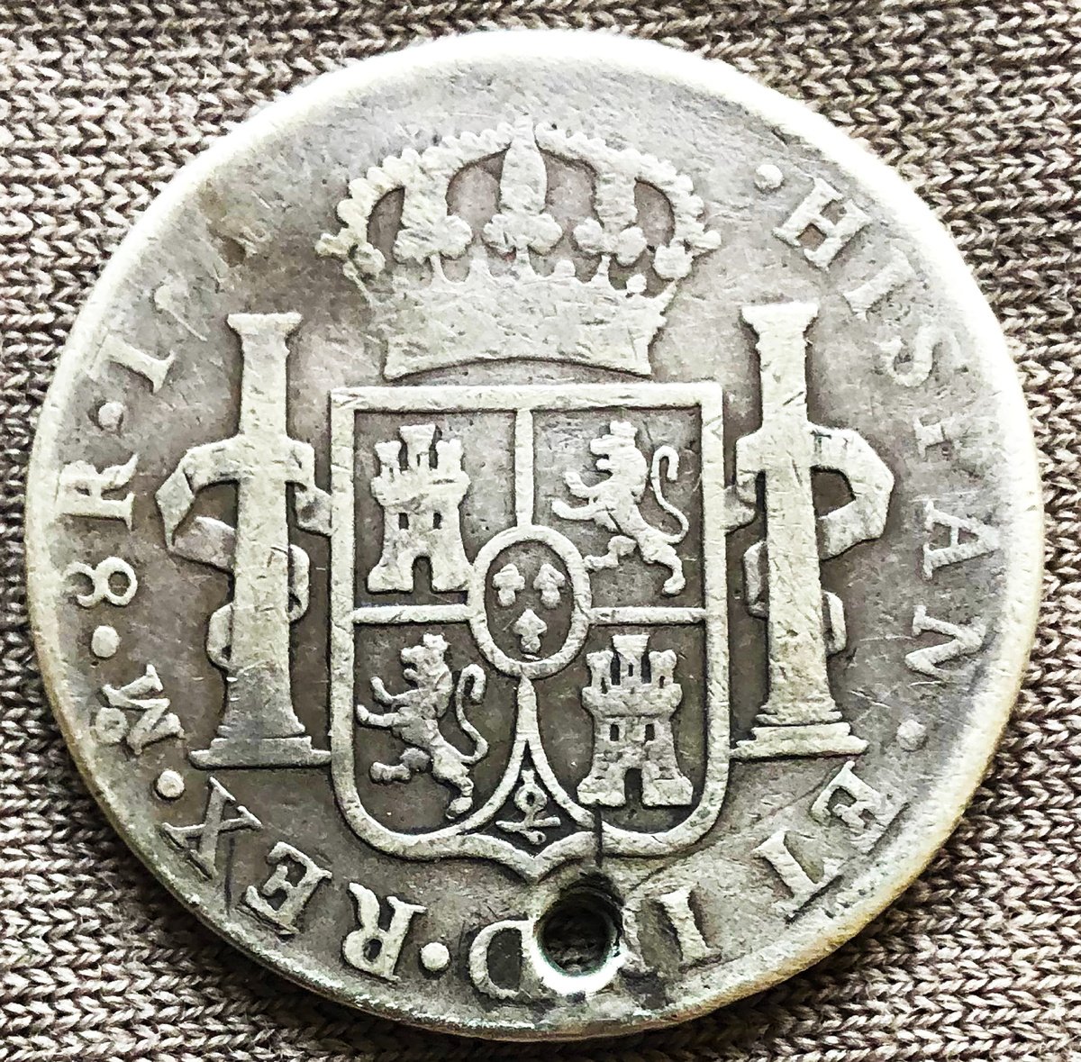 Испанские колонии в Америке. 8 реалов. Монетный двор Мехико. Фото автора. 