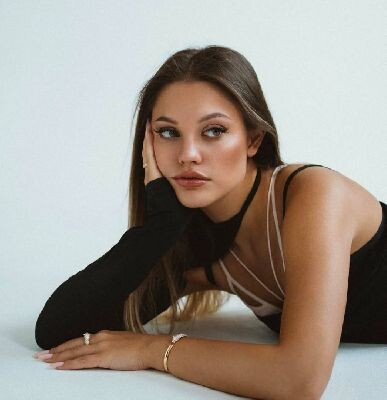    Дилара Зинатуллина (фото: Instagram** / @influesii)