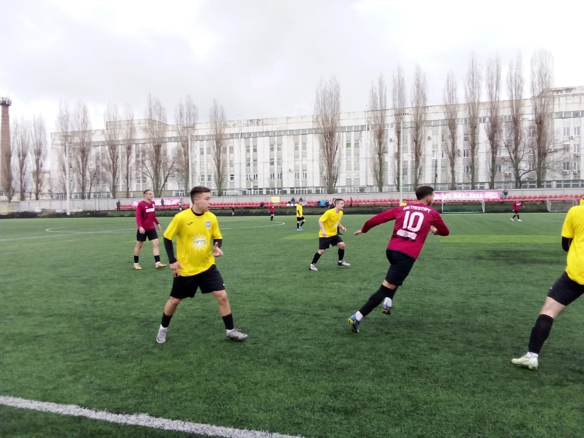 №10 - Ильхом Ахмедов