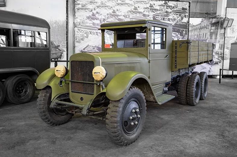 Автомобиль Красной Армии ЗИС-6