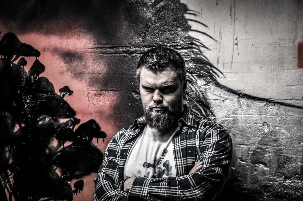 Почему эта картинка здесь? Потому, что "Ночь перед боем".