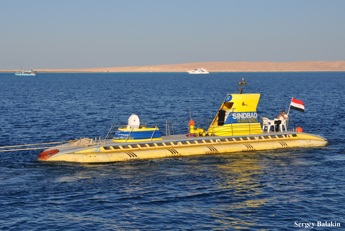 Экскурсионная подводная лодка «Sindbad В» (проект Mobimar Mark III), ноябрь 2010 г. 