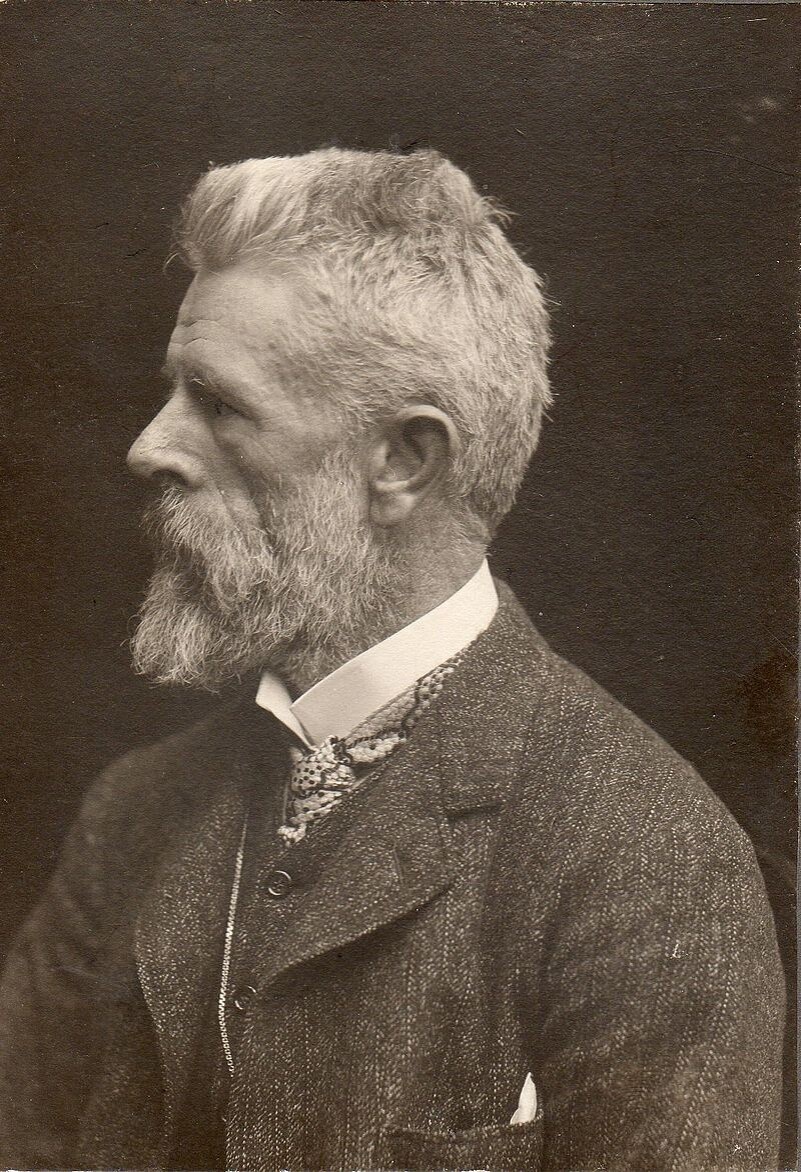 Лауриц Туксен (9 декабря 1853, Копенгаген — 21 ноября 1927, Копенгаген)