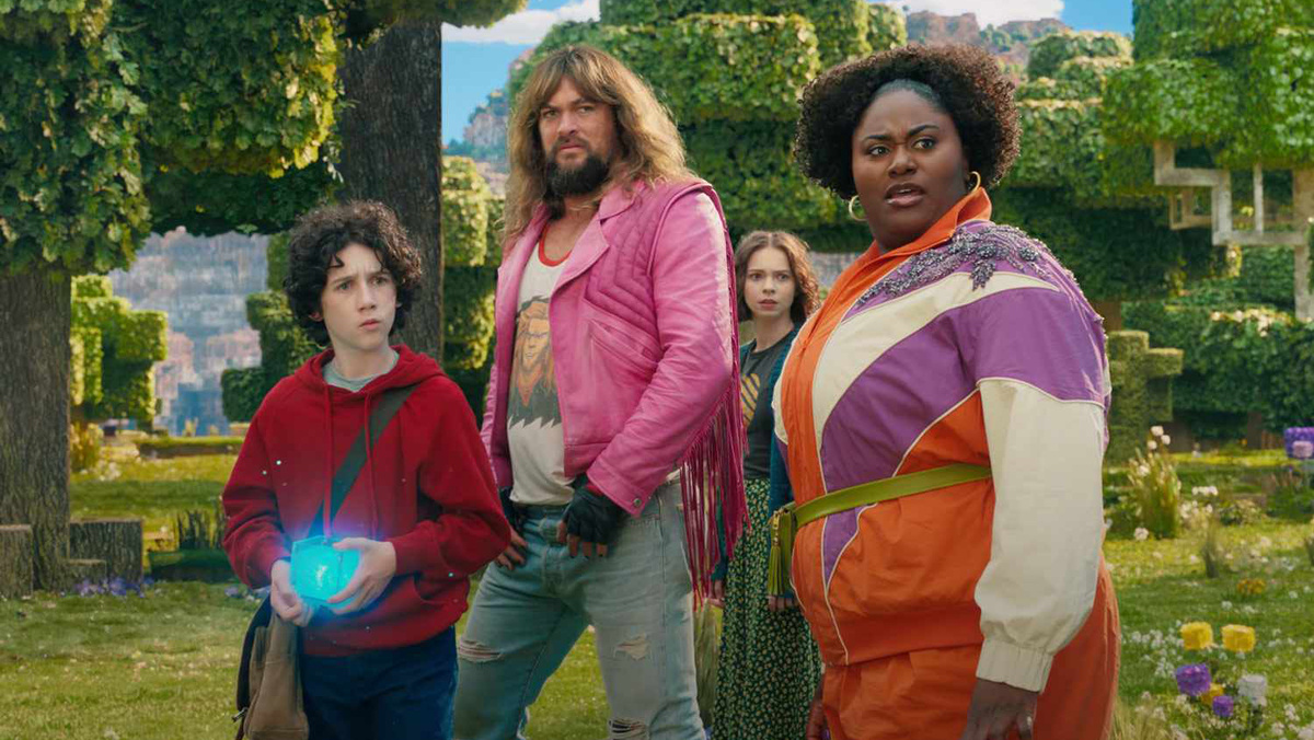 2 апреля 2025 года состоится мировая премьера долгожданного фильма “Minecraft в кино” - первой экранизации самой продаваемой видеоигры в истории.