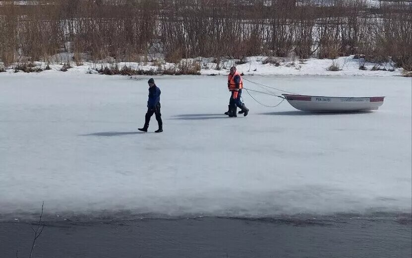    В поисках тела ребенка спасатели обследовали еще 1000 кв. м. дна на реке Сива, но пока безрезультатно