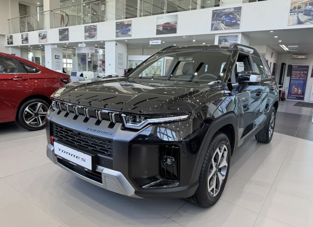 Не корейцы дорогие, а аппетит у наших дилеров очень большой. Со всеми налогами, таможней, утильсбором, акцизом, ндс, сбором, цена автомобилей выходит на 2млн дешевле, чем продают нам дилеры. 