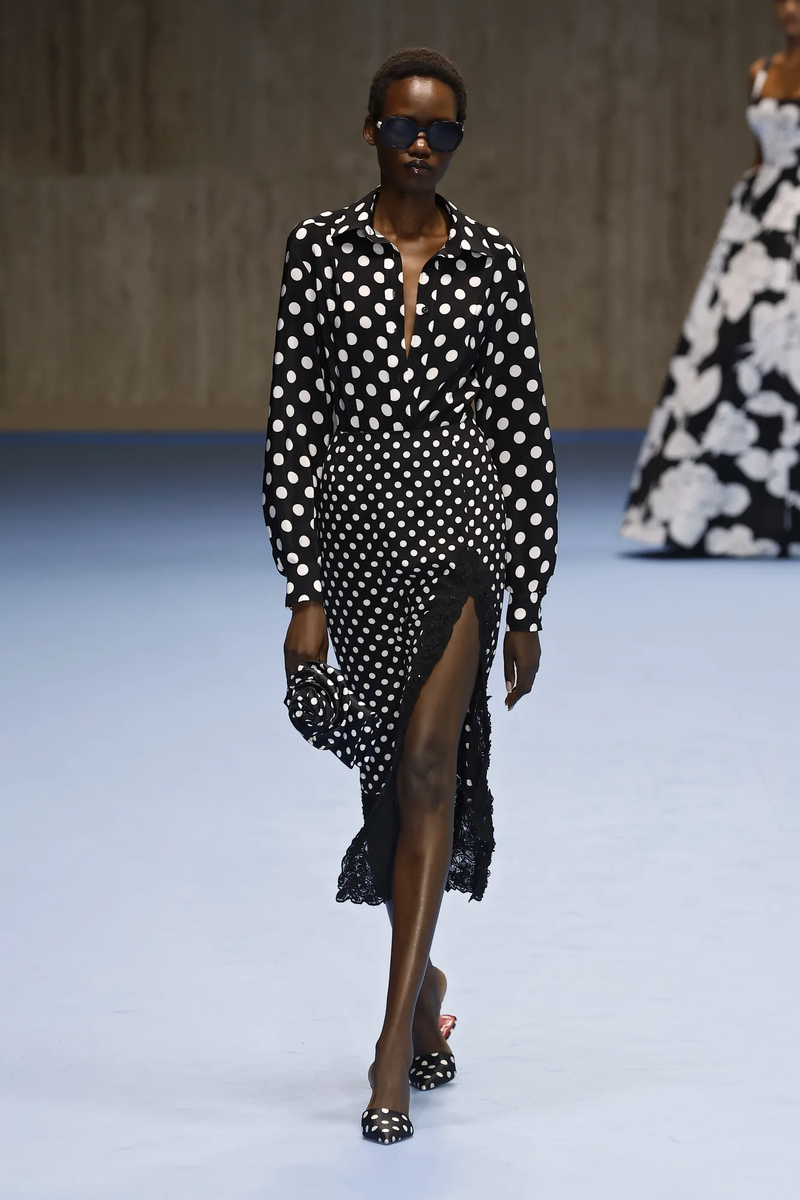 Carolina Herrera весна-лето 2025