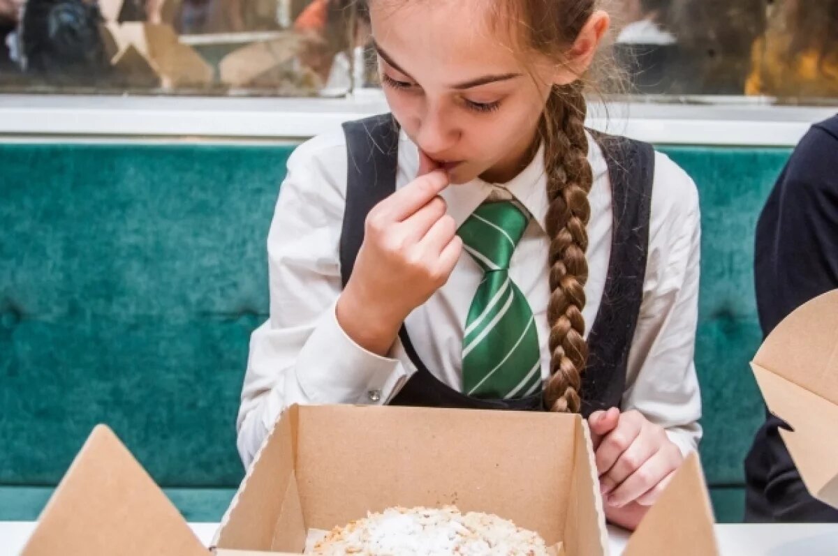    Врач Белоусова: новые диеты школьниц грозят проблемами с сердцем