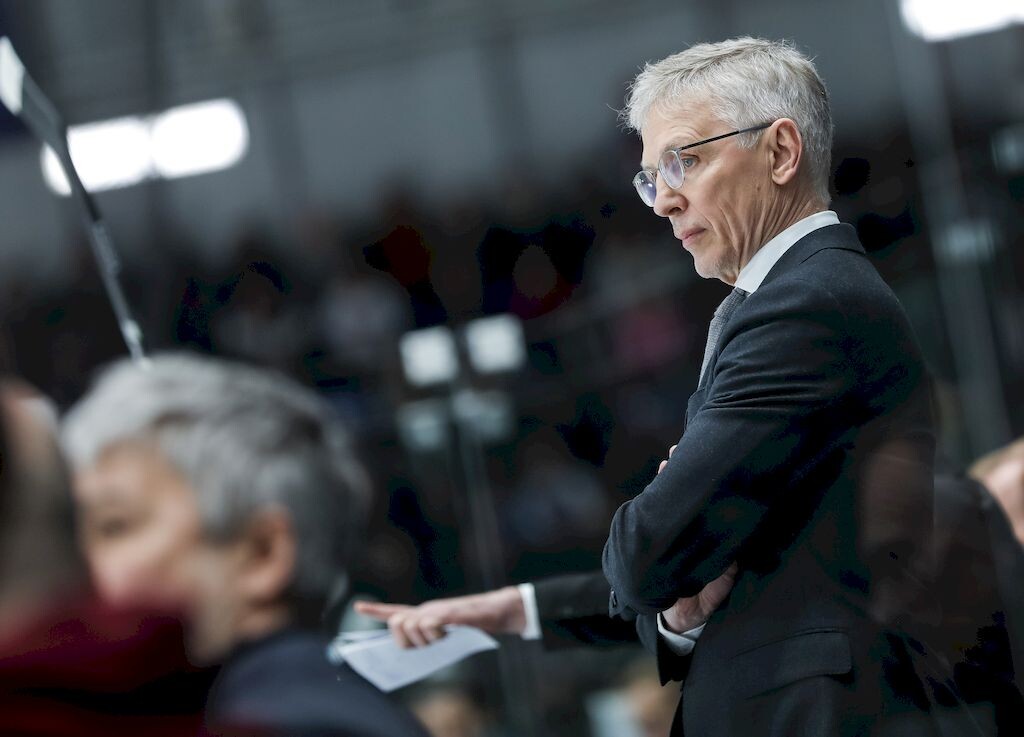    Несмотря на две неудачи в Ярославле, Игорь Ларионов верит, что дома его подопечные смогут показать лучший хоккей