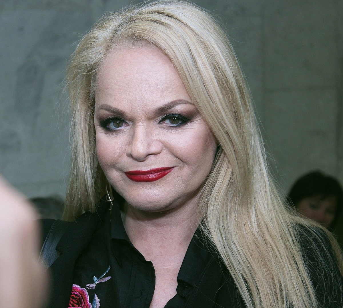 Из открытых источников в интернете. Лариса Долина.