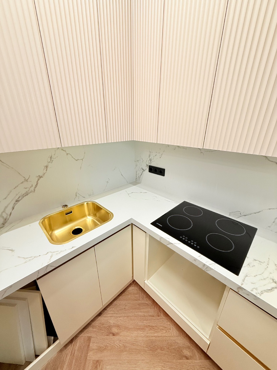 Накладная раковина и варочная панель 