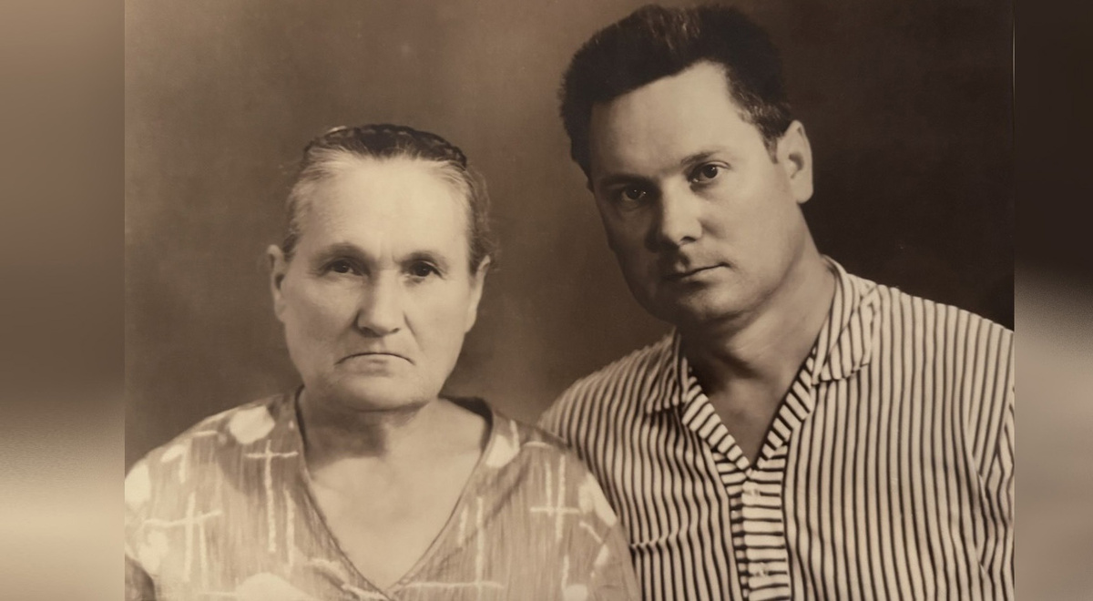 Константин Долгов с мамой Марией Андриановной