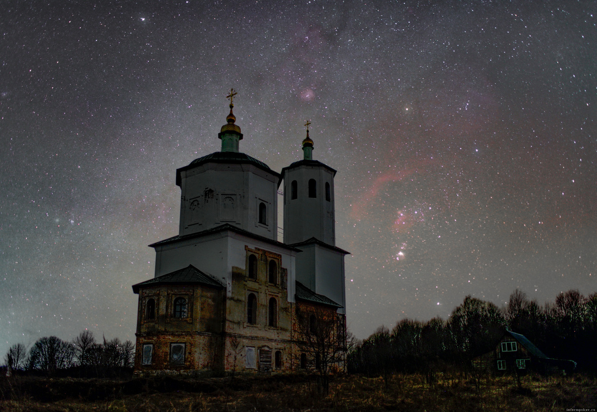 Туманность Розетка и созвездие Ориона запечатлели в Локнянском районе. Фото здесь и далее: Пётр Митрофанов