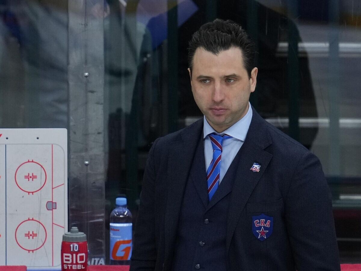    Главный тренер ХК СКА Роман Ротенберг© РИА Новости / Алексей Даничев