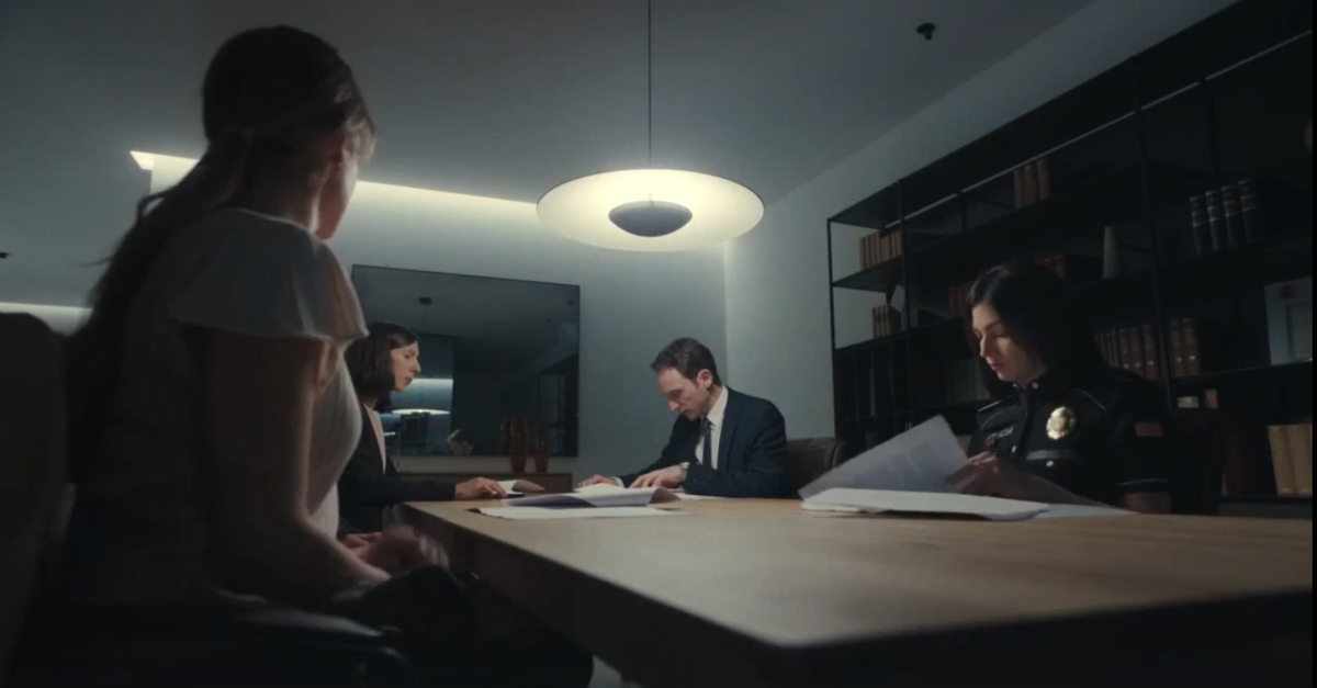 Роза Пера, Кармен – справа. Страж порядка.