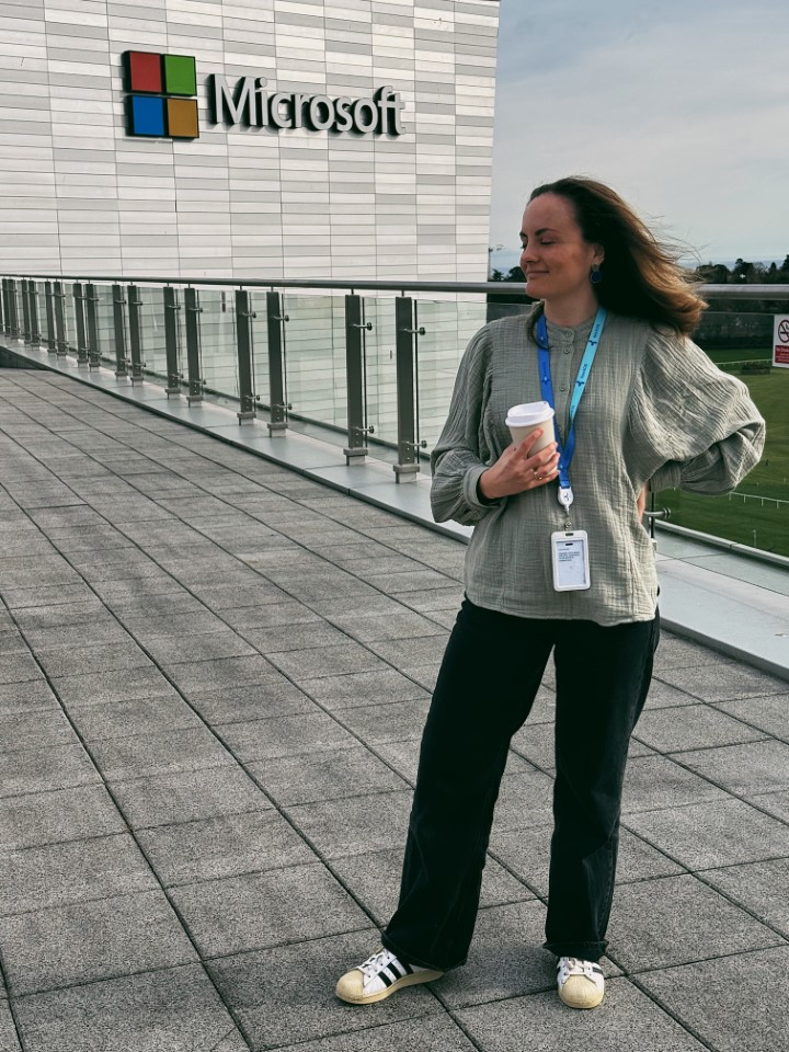 работа в компании Infosys на проекте на аутсорсе Microsoft в их же офисе 