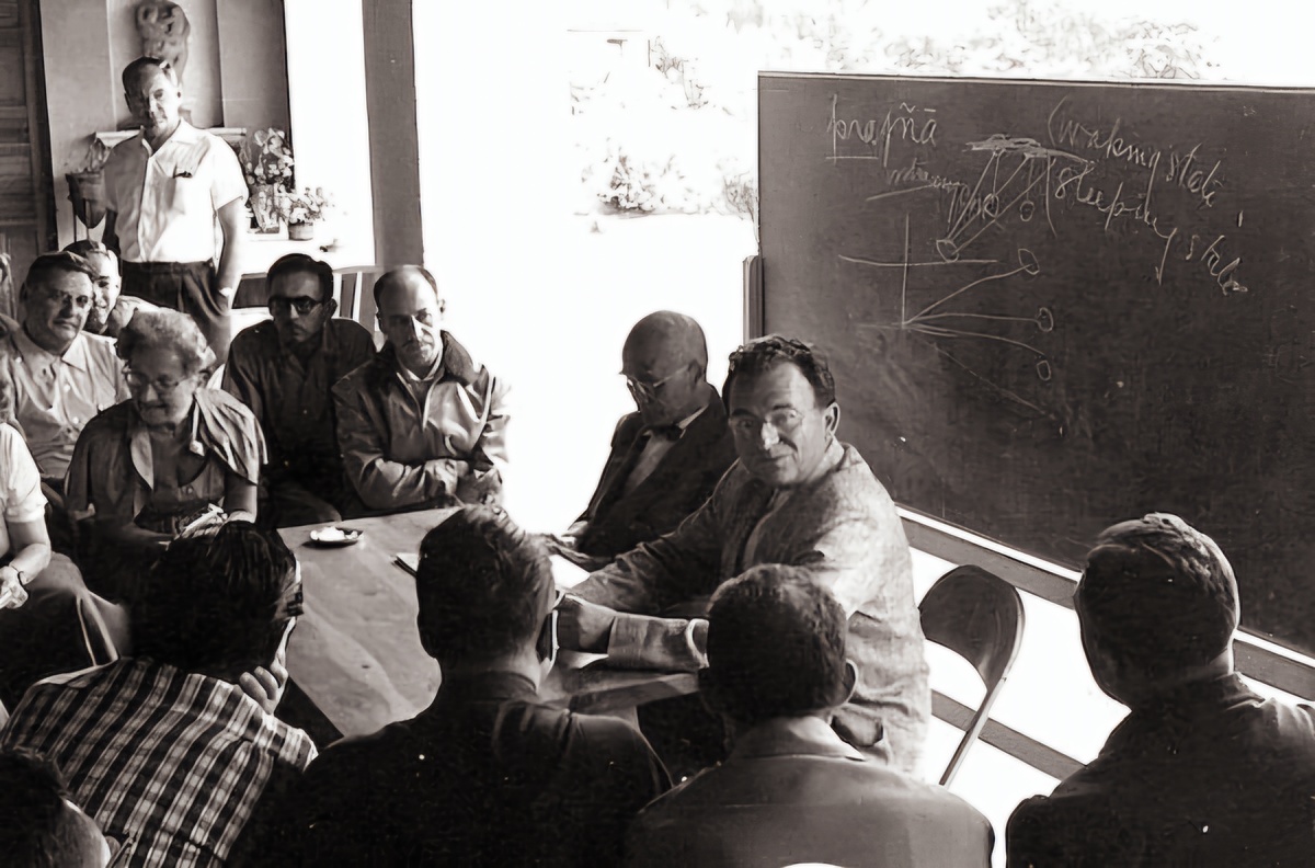 Эрих Фромм проводит университетский семинар