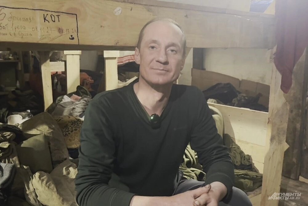    Киевлянин Юрий Драпагуз в фильтрационном пункте в Курской области. Фото:  АиФ/ Дмитрий Григорьев