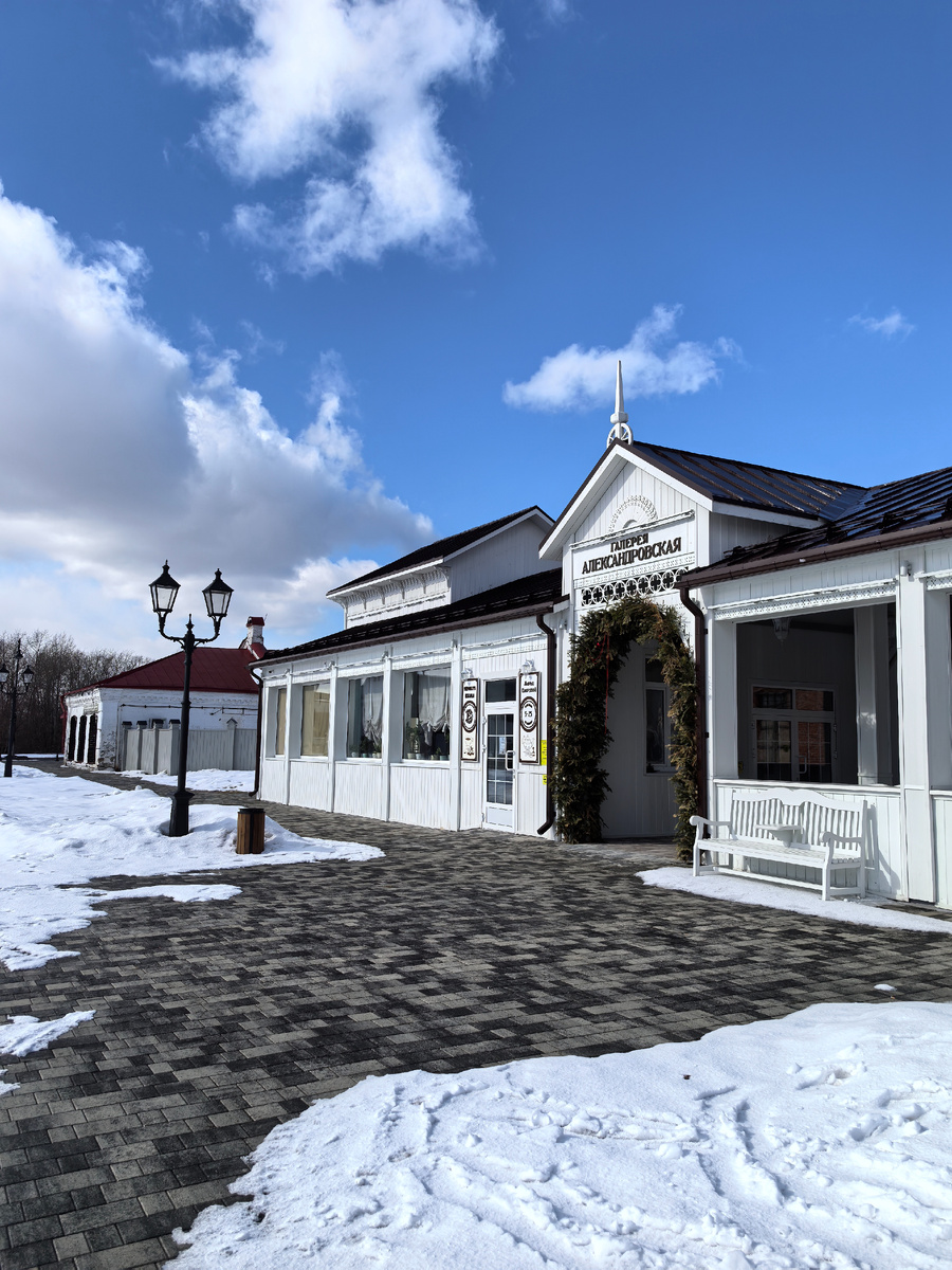 Снега в Тобольске еще много.