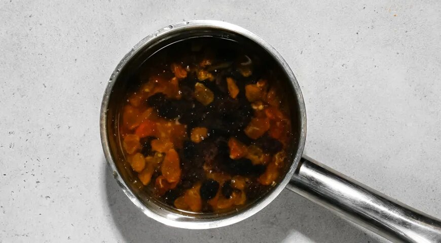   Кекс “Столичный” с изюмом по ГОСТу (gastronom.ru)