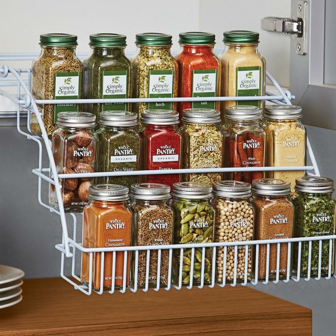 Выдвижная полка для специй