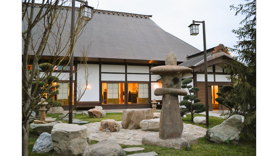 Японский сад принимает гостей с 7:30 до 21:30. Вход осуществляется по QR-коду, который можно получить через инфоматы.📷Фото: Маргарита Синкевич