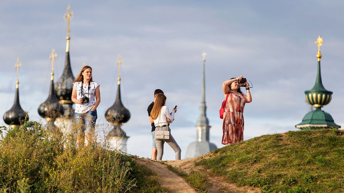    shutterstock.com