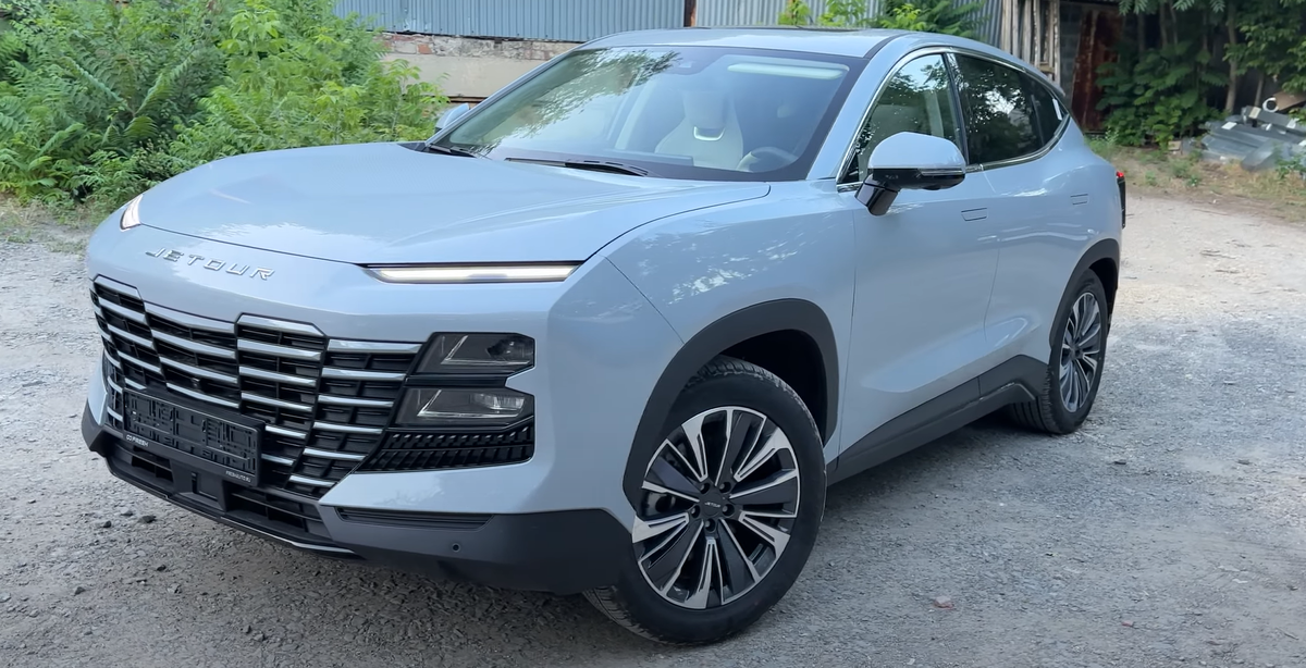 Jetour Dashing смотрится богато, если не знать что это китайский авто