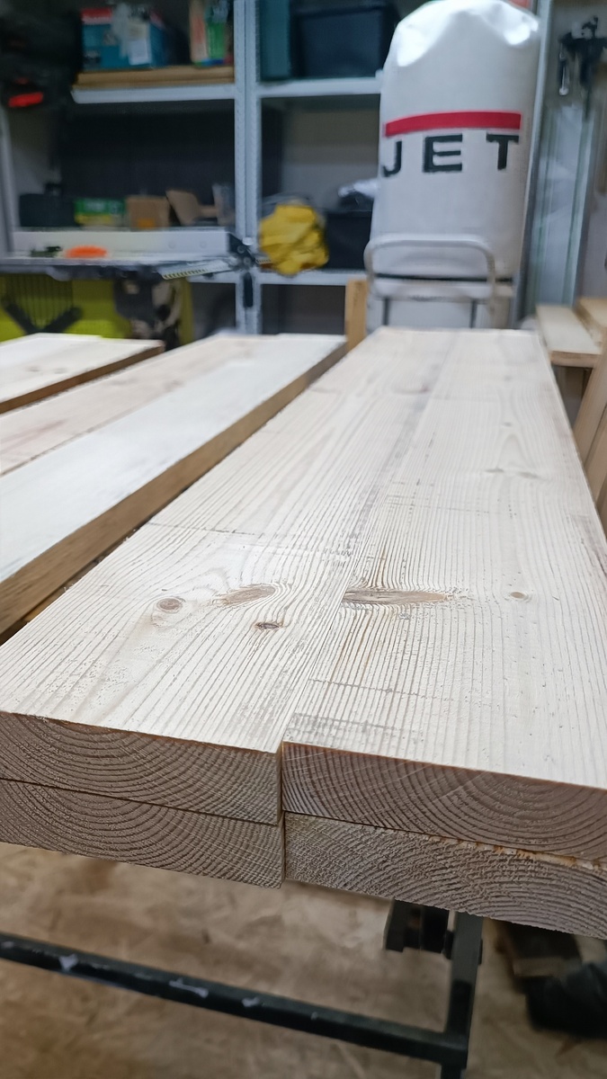 Создание деталей для кресла при помощи созданных ранее шаблонов и фрезера (Листайте)