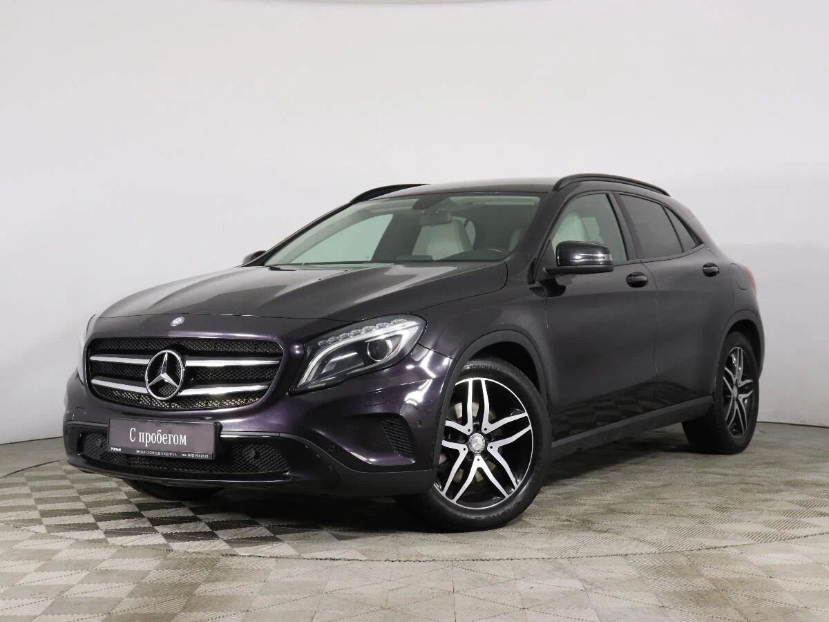 Искал примерно такого мерседеса