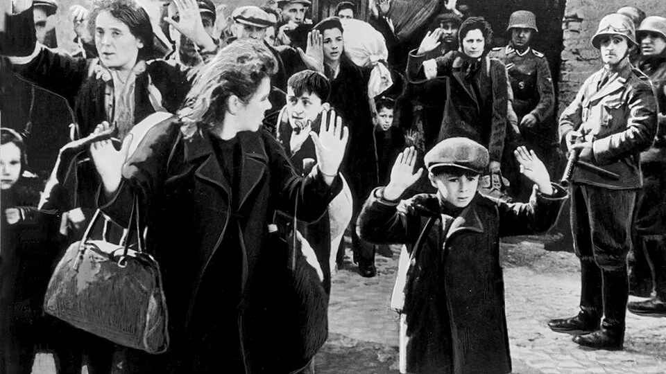 Кто-нибудь задумывался, как сказывалось на психологическое состояние этого мальчика это шествие в один конец?