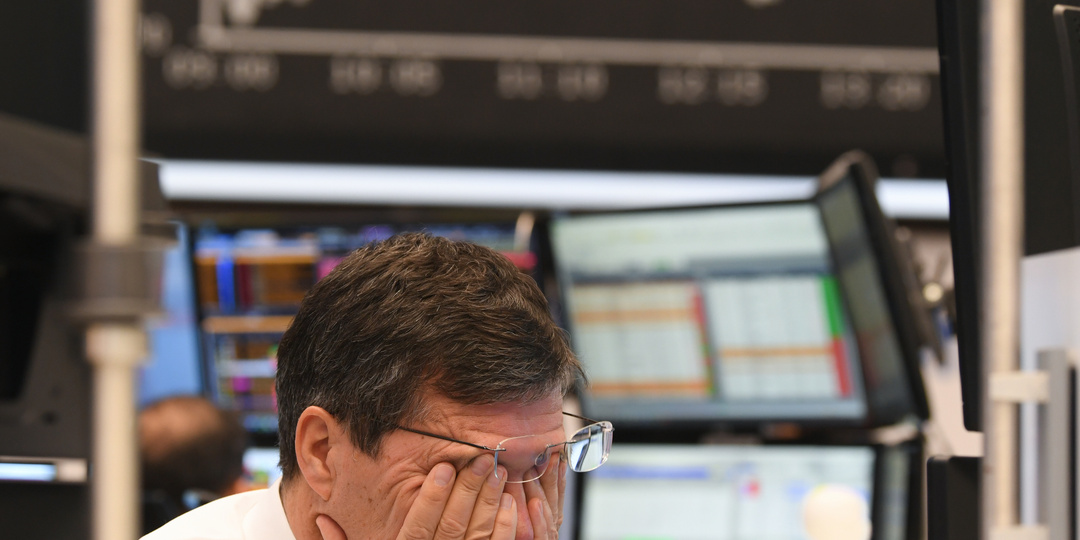 Авторынок рухнул: как весна окончательно похоронила продажи новых авто в России. Грядет распродажа