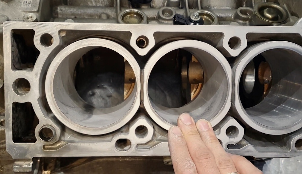 Никасил — покрытие на стенках цилиндров