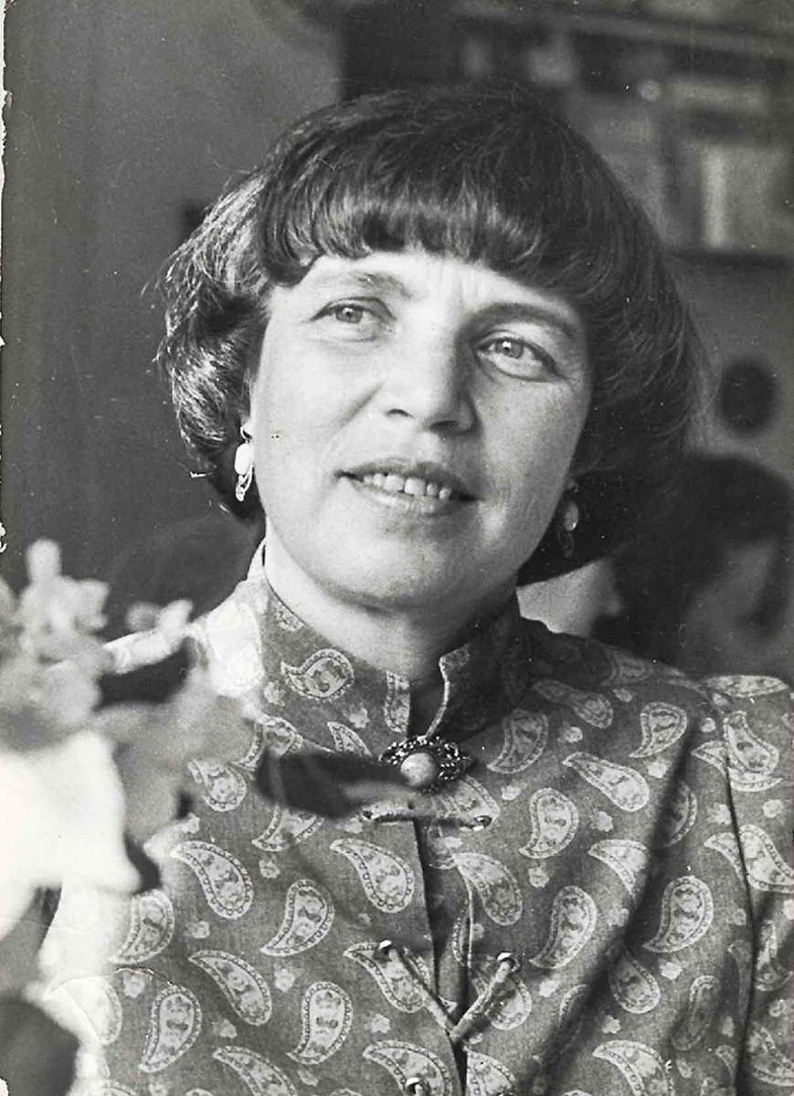 Инесса Еренбург будет рада, что коллекция ее друга нашлась...