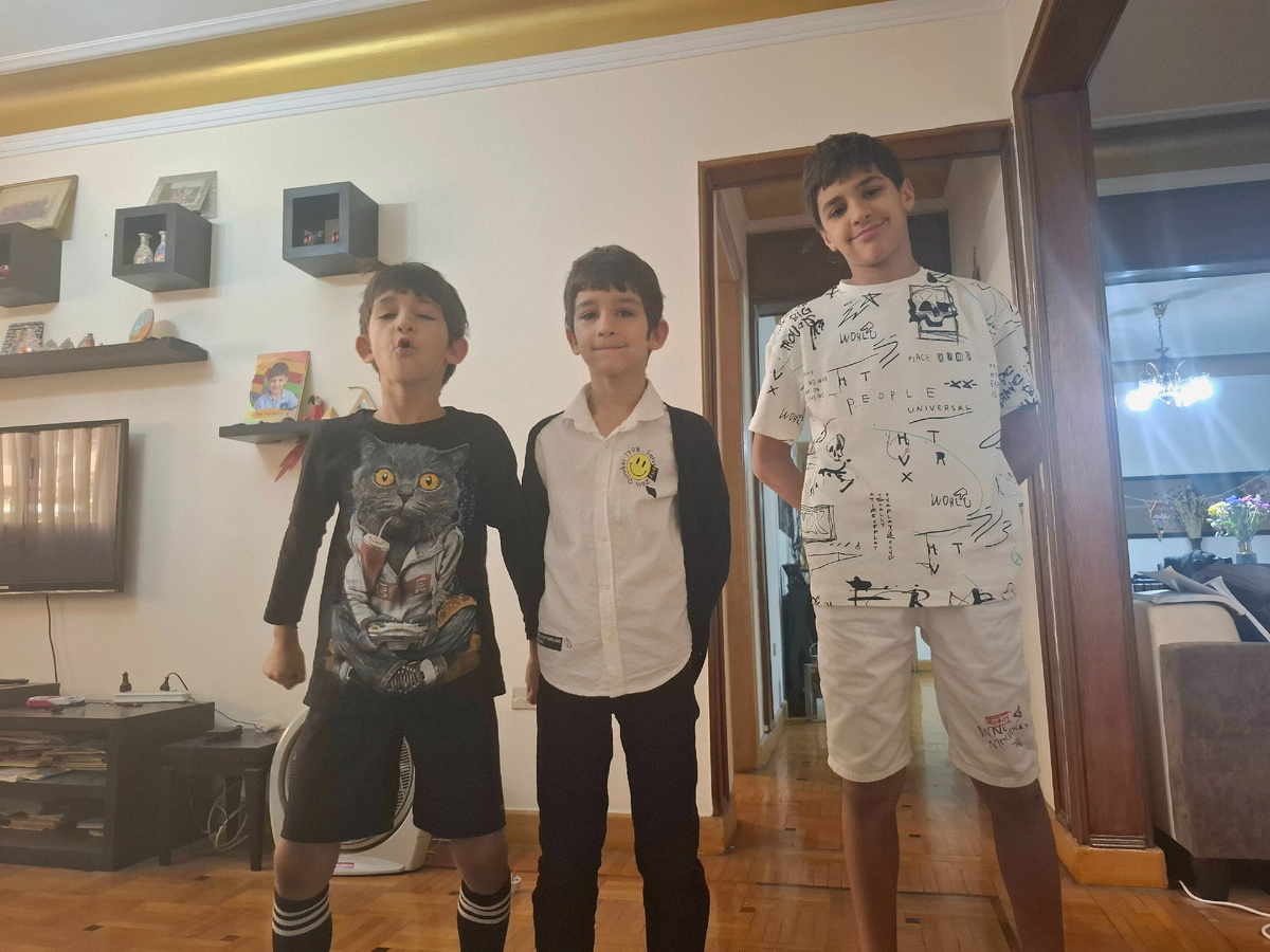 Юрий в новой футболке