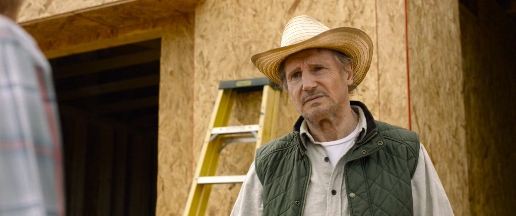 Кадр из фильма «Заступник» (2021)