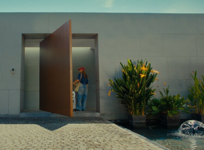 Кадр из фильма "ON и Она".