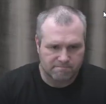 Возможное выражение лица Алексея после получения очередного иска от полицейского за публикацию его лица на ЮТУБе