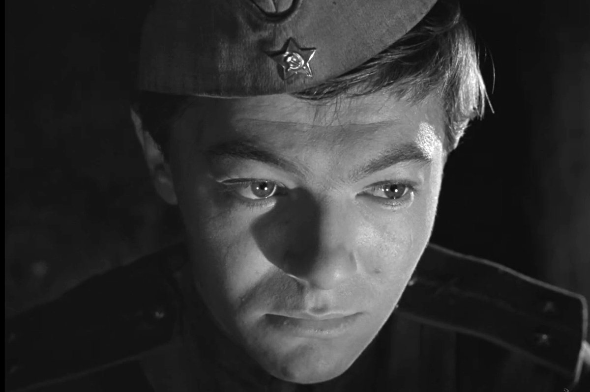 Кадр из кинофильма "Пядь земли", 1964 г., режиссеры Андрей Смирнов, Борис Яшин, сценарист Григорий Бакланов (скриншот)