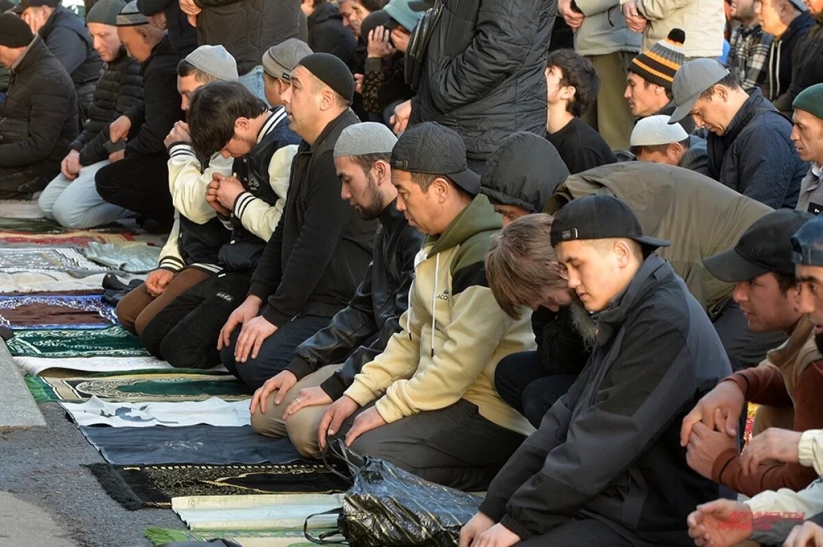    Губернатор Югры поздравил мусульман с праздником Ураза-байрам