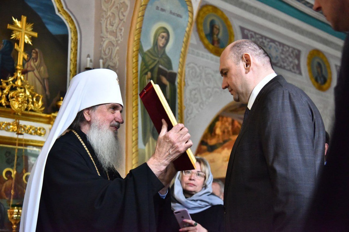     Врио губернатора Евгений Солнцев посетил Оренбургскую духовную семинарию Оренбуржье
