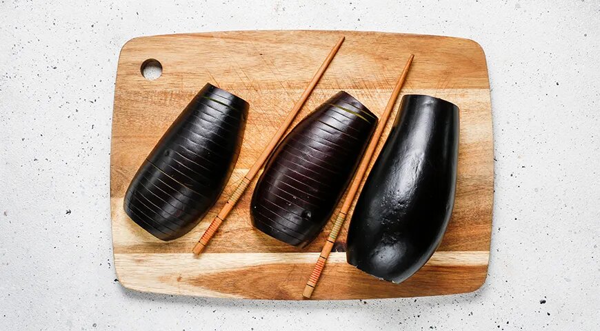   Тушеные баклажаны с фаршем на сковороде (gastronom.ru)