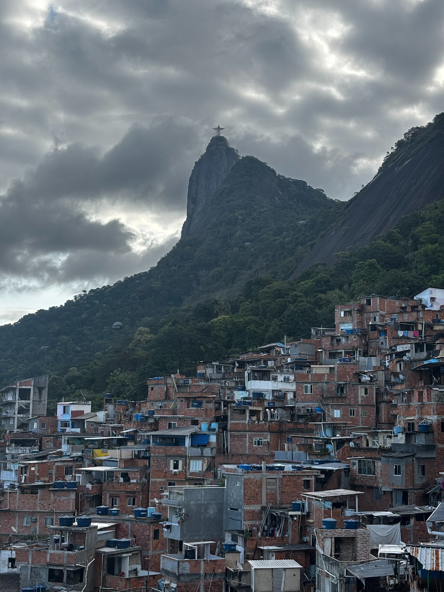 Фавела "Санта Марта". Все фото сделаны автором.