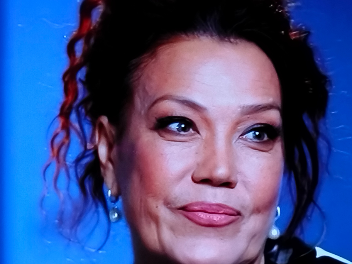 Суперстар -5 Азиза