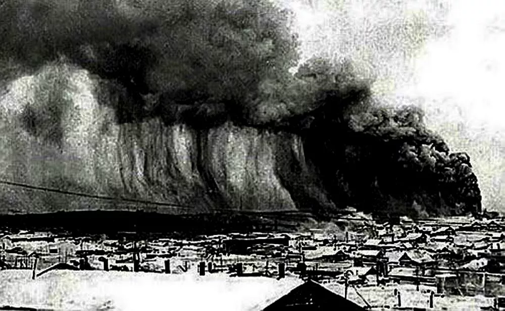 Цунами обрушившееся на город. Источник: Яндекс Картинки