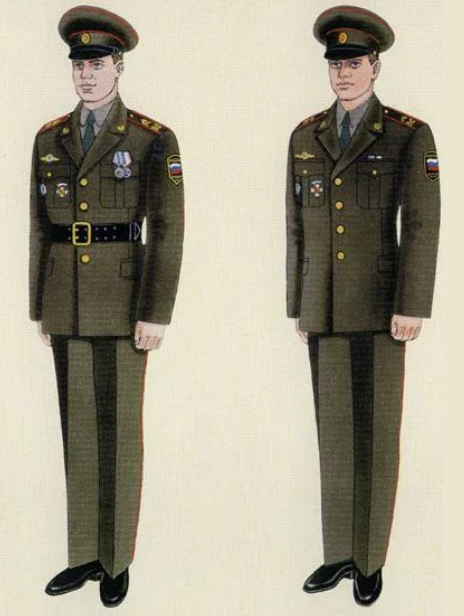 Младший сержант в парадной форме обр. 1994 г. для строя и ефрейтор в повседневной форме обр. 1994 г. вне строя. Изображение из открытых источников